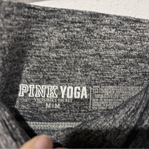 PINK Victoria's Secret Charcoal Leggings - Picture 2 of 5